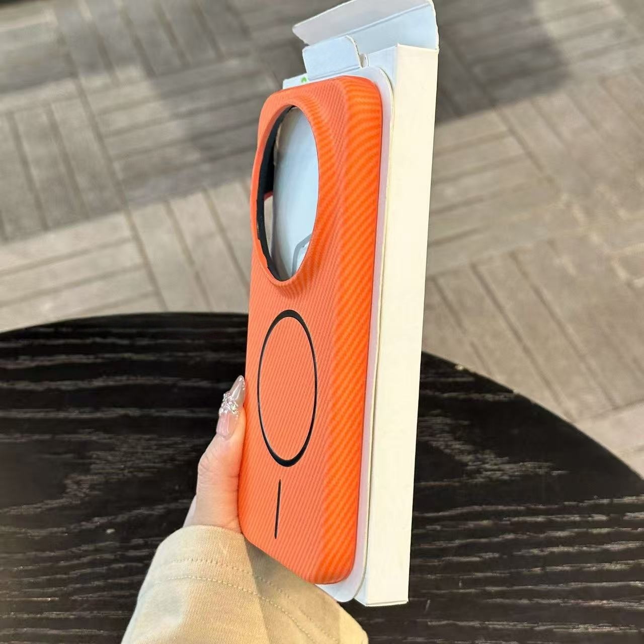 Ultra Thin Carbon Fiber Plasti - Photography Xiaomi 17 Ultra ulasan dan harga